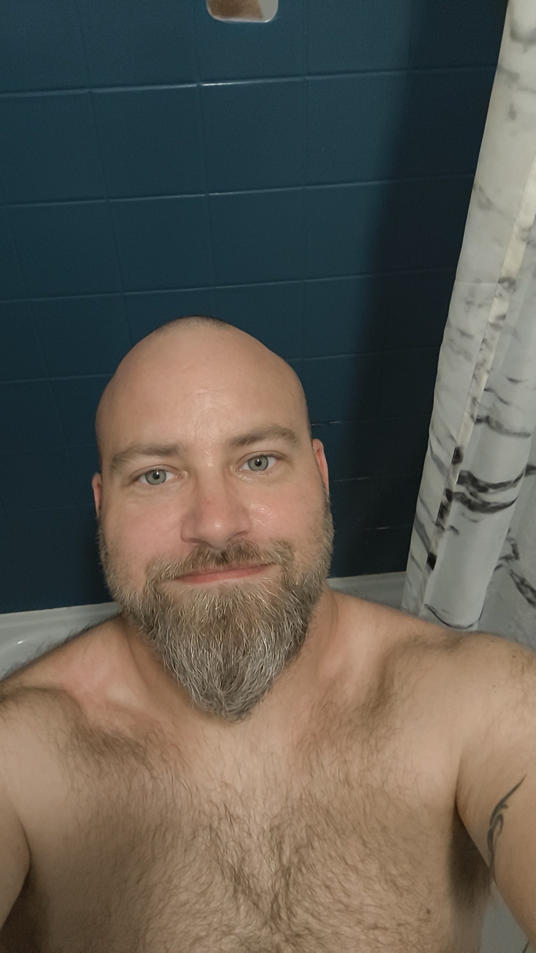 Guy-marc - Centuri - Département 20 | Rencontre gay